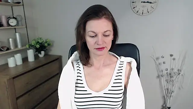 VivianWILD online show from January 17, 6:47 am