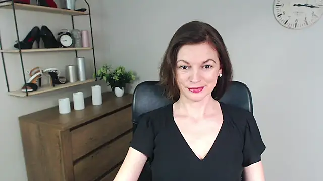 VivianWILD online show from January 27, 2:02 pm