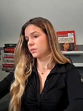 lucie mehott online show from October 3, 8:00 am