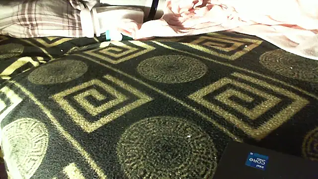 Snapshot of nickybaby chatting on November 13, 5:28 am nickybaby online show from November 13, 5:28 am