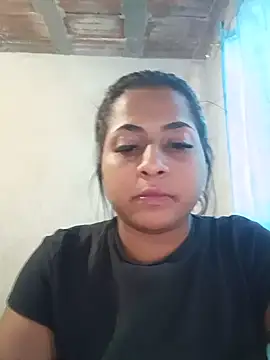 Snapshot of Giselabrunette25 chatting on June 19, 6:45 pm Giselabrunette25 online show from June 19, 6:45 pm