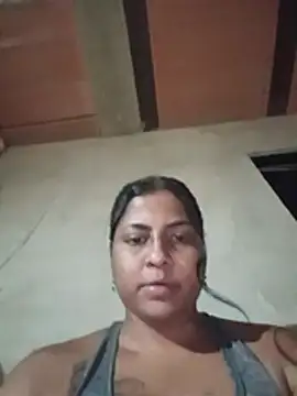 Snapshot of Giselabrunette25 chatting on July 8, 12:04 am Giselabrunette25 online show from July 8, 12:04 am