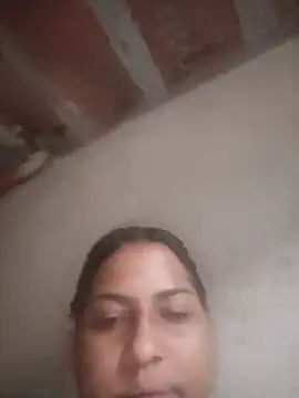 Snapshot of Giselabrunette25 chatting on July 19, 9:51 pm Giselabrunette25 online show from July 19, 9:51 pm