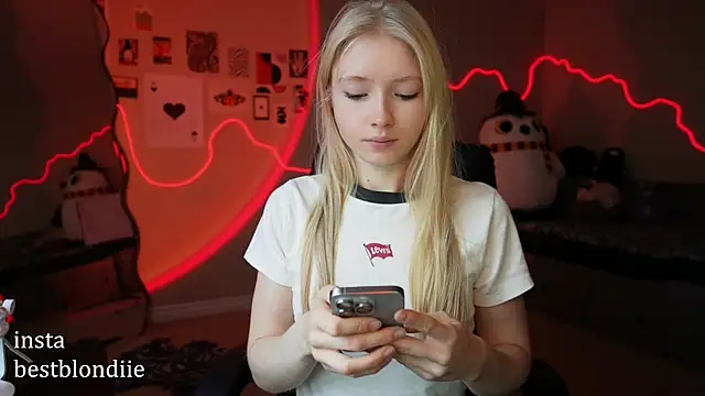 bestblonde online show from January 17, 5:19 pm