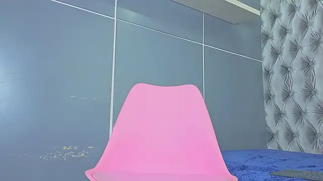 Hilary-banks online show from March 2, 8:04 pm