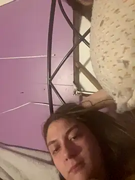 itzcheyduh online show from November 20, 6:24 am