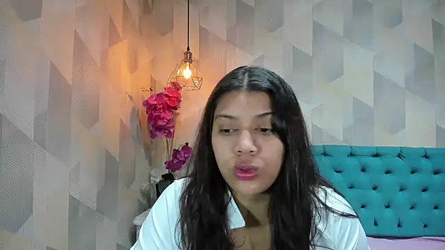 Snapshot of LindaBreeS chatting on June 16, 1:47 pm LindaBreeS online show from June 16, 1:47 pm