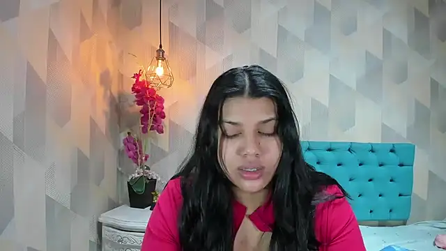 Snapshot of LindaBreeS chatting on July 9, 4:27 am LindaBreeS online show from July 9, 4:27 am