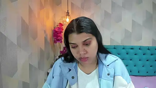 Snapshot of LindaBreeS chatting on July 14, 1:28 pm LindaBreeS online show from July 14, 1:28 pm