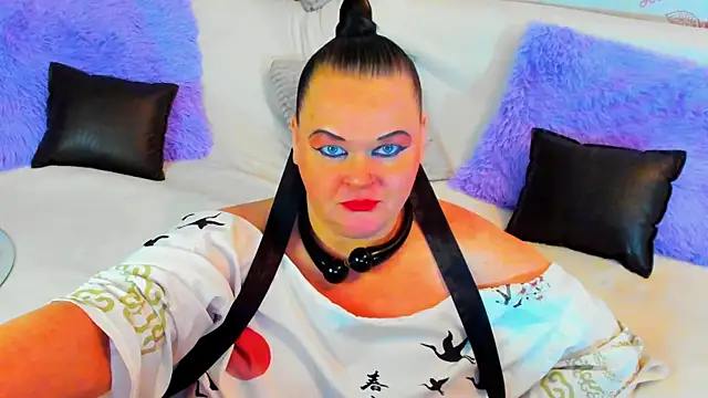 Snapshot of MilanaBiegert chatting on February 19, 4:11 pm MilanaBiegert online show from February 19, 4:11 pm