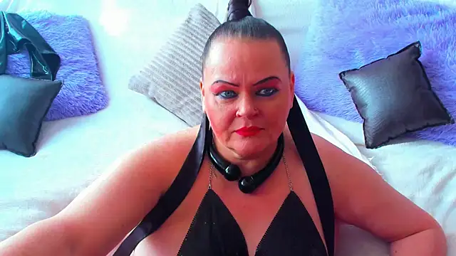 Snapshot of MilanaBiegert chatting on March 19, 7:07 am MilanaBiegert online show from March 19, 7:07 am