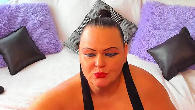 Snapshot of MilanaBiegert chatting on September 14, 6:34 am MilanaBiegert online show from September 14, 6:34 am