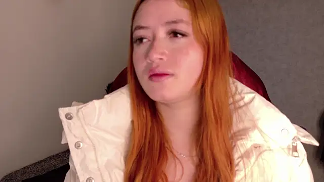 almma shy online show from February 19, 2:55 pm