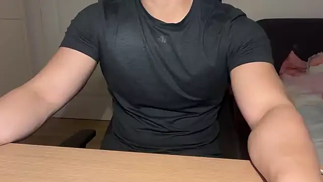 jungcock3210 online show from December 1, 4:12 pm