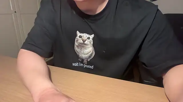 jungcock3210 online show from March 9, 5:28 pm