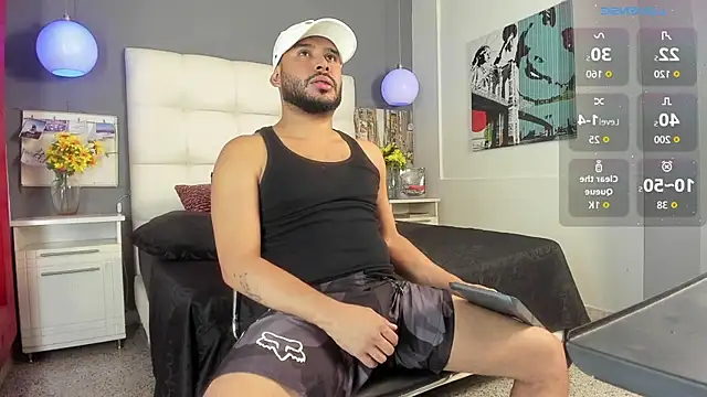 THIAGOXBIG online show from November 18, 1:00 am