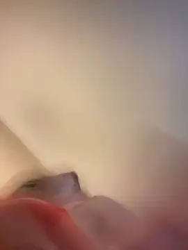 lolabun247 online show from March 4, 4:30 pm