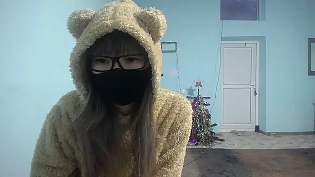 elllaaxx online show from January 7, 11:48 am