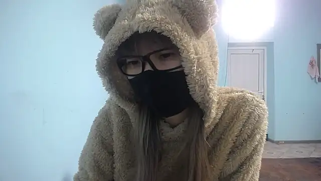 elllaaxx online show from February 20, 6:17 am