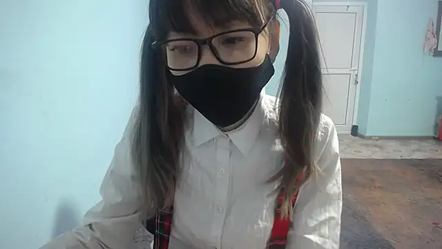 elllaaxx online show from October 9, 4:21 am