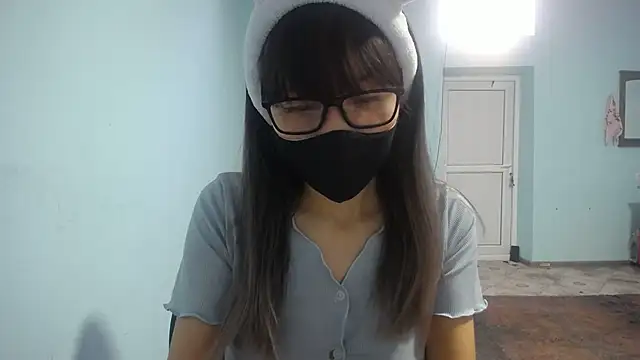 elllaaxx online show from October 15, 3:28 am