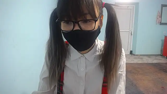 elllaaxx online show from October 23, 4:23 am