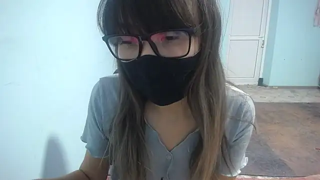 elllaaxx online show from December 5, 4:10 am