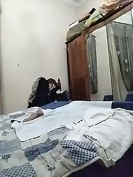 Snapshot of Lucia8600 chatting on November 12, 9:14 pm Lucia8600 online show from November 12, 9:14 pm