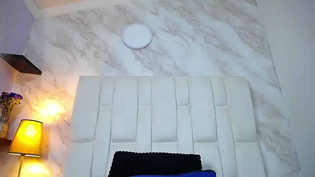 Naughty Kittenm online show from February 13, 11:06 am