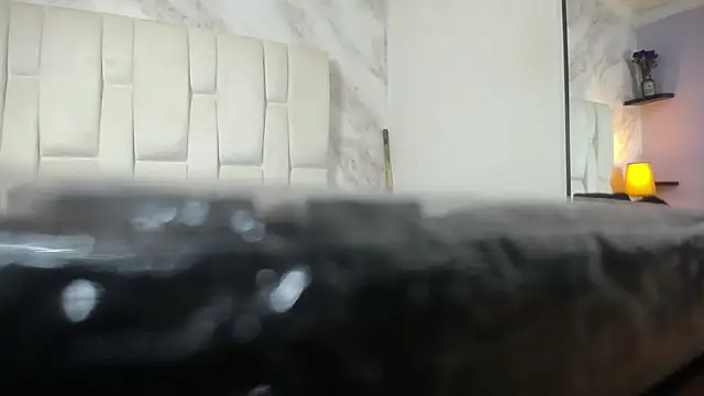 Naughty Kittenm online show from February 14, 10:49 am