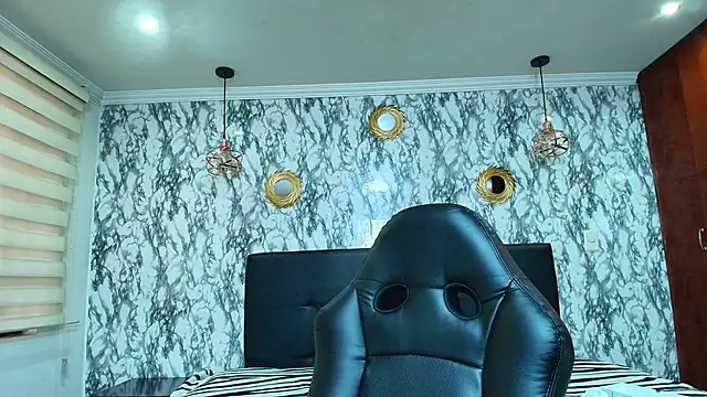 Naughty Kittenm online show from February 22, 2:08 pm