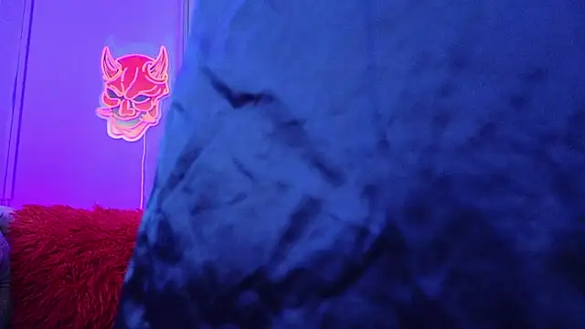 Julieta Russell online show from February 7, 11:56 am