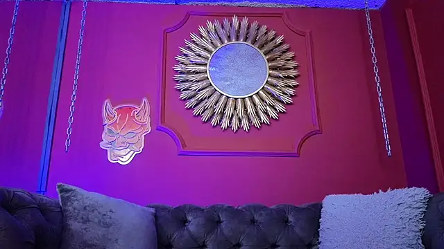 Julieta Russell online show from February 26, 12:04 pm