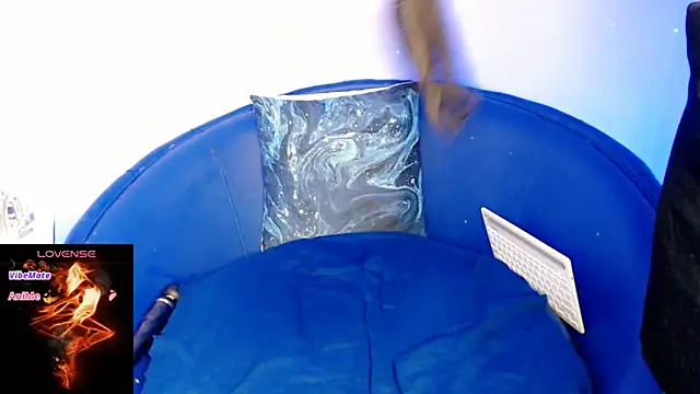 hotmask online show from February 10, 10:51 pm