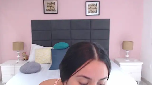 Snapshot of MadisonJenner chatting on January 20, 2:57 pm MadisonJenner online show from January 20, 2:57 pm