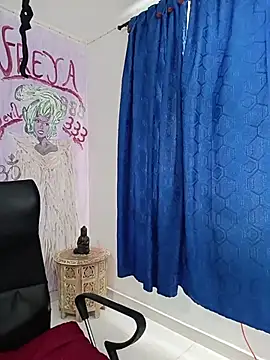Snapshot of freyadevil333 chatting on July 31, 4:28 pm freyadevil333 online show from July 31, 4:28 pm