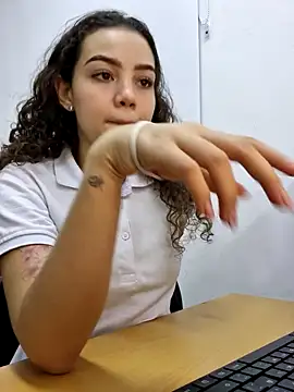 Snapshot of Angela_hank2 chatting on October 9, 11:14 pm Angela hank2 online show from October 9, 11:14 pm