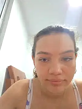 Snapshot of Angela_hank2 chatting on June 10, 2:34 am Angela hank2 online show from June 10, 2:34 am