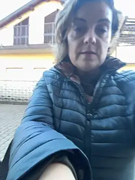 Snapshot of Sunbelxx chatting on October 26, 2:01 pm Sunbelxx online show from October 26, 2:01 pm