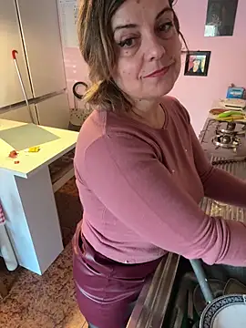 Snapshot of Sunbelxx chatting on November 20, 8:36 am Sunbelxx online show from November 20, 8:36 am