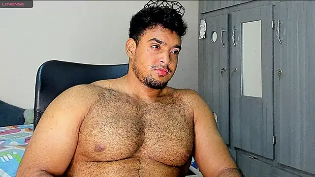 Big furry bear13 online show from January 17, 8:24 am