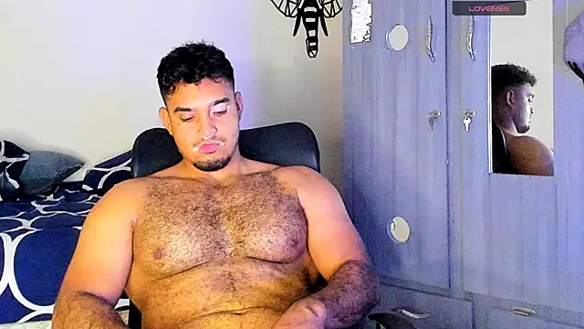 Big furry bear13 online show from March 14, 6:42 am