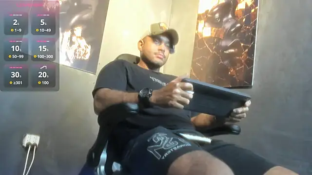 Big furry bear13 online show from October 6, 10:12 am