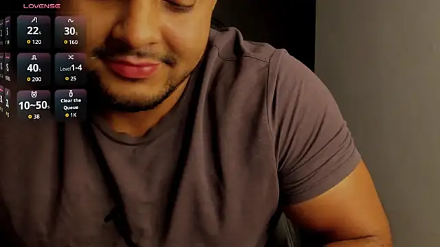 Big furry bear13 online show from July 31, 5:34 pm