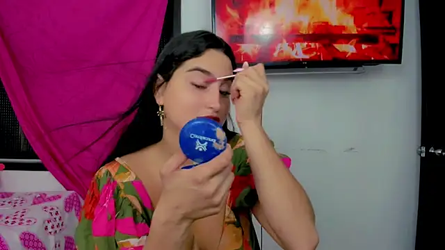 Snapshot of sunshine_uwu22 chatting on December 12, 7:26 pm sunshine uwu22 online show from December 12, 7:26 pm