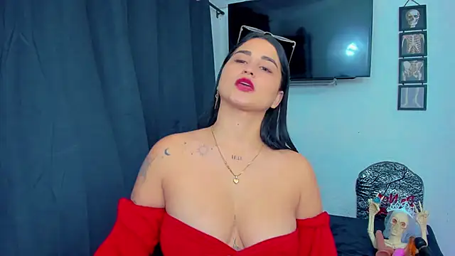 Snapshot of sunshine_uwu22 chatting on October 18, 7:14 pm sunshine uwu22 online show from October 18, 7:14 pm