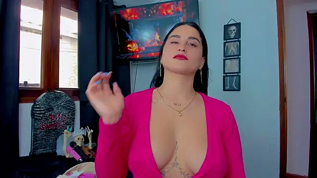 Snapshot of sunshine_uwu22 chatting on October 21, 6:41 pm sunshine uwu22 online show from October 21, 6:41 pm