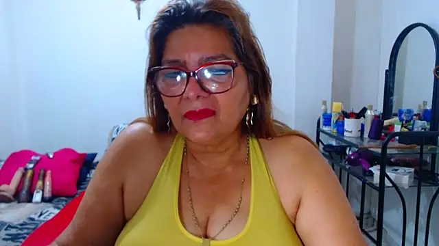 Snapshot of maturehot649 chatting on February 25, 10:19 pm maturehot649 online show from February 25, 10:19 pm