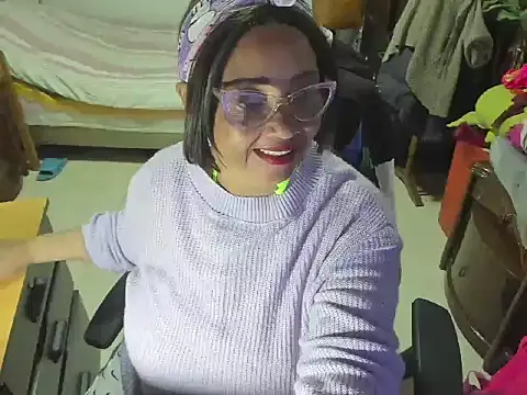 Snapshot of Mrs_mommy_ chatting on March 12, 10:17 pm Mrs mommy  online show from March 12, 10:17 pm