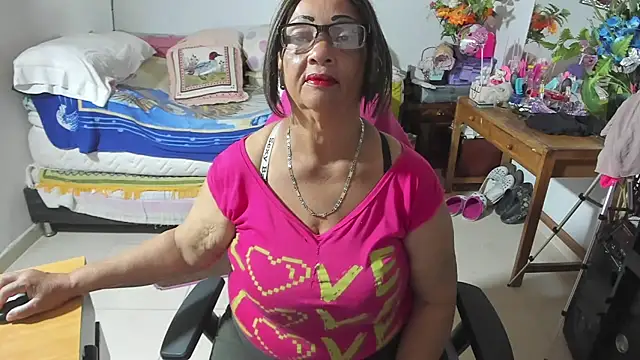 Snapshot of Mrs_mommy_ chatting on September 11, 8:09 pm Mrs mommy  online show from September 11, 8:09 pm